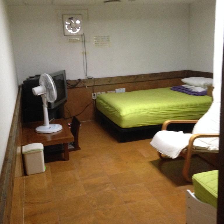 Itaewon Land Spa & Guesthouse Seul Quarto foto